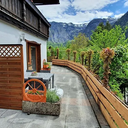 Sarstein Daire Obertraun